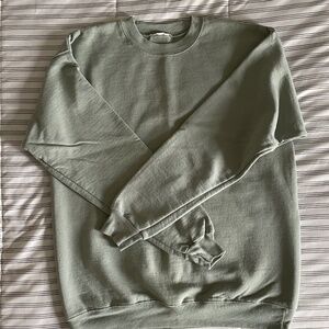 MEN'S T-SHIRT LONG SLEEVES SIZE  M/L LIGHT GREEN